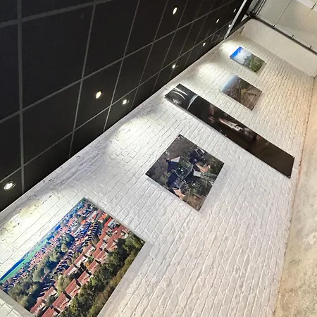 Louvre 2 펜션 렌스