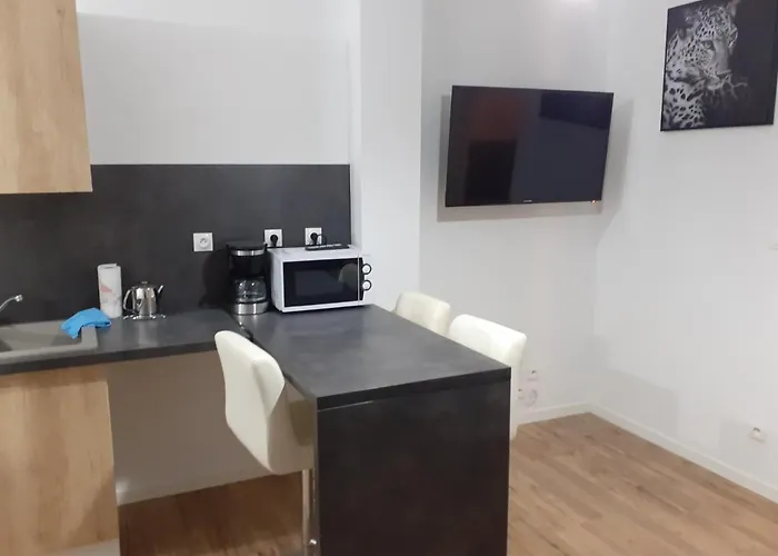 Louvre 2 Hébergement de vacances