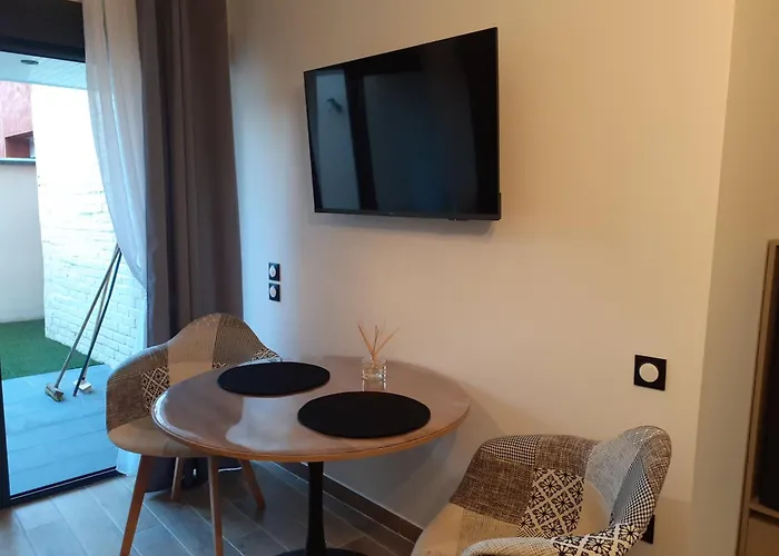 Hébergement de vacances Louvre 2 *